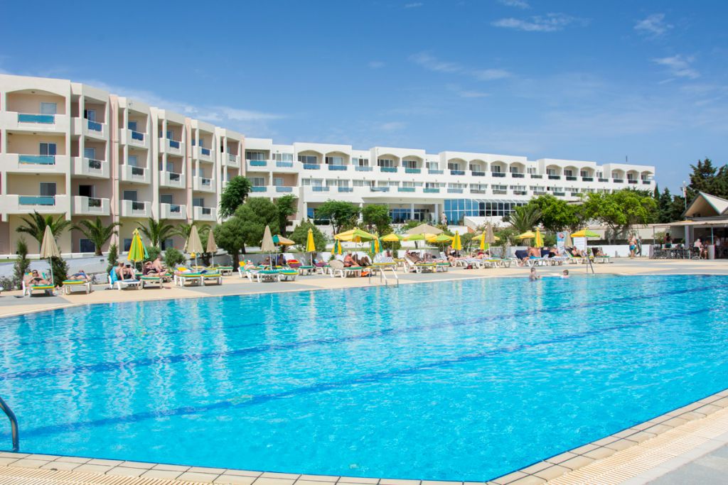 Sovereign Beach Hotel