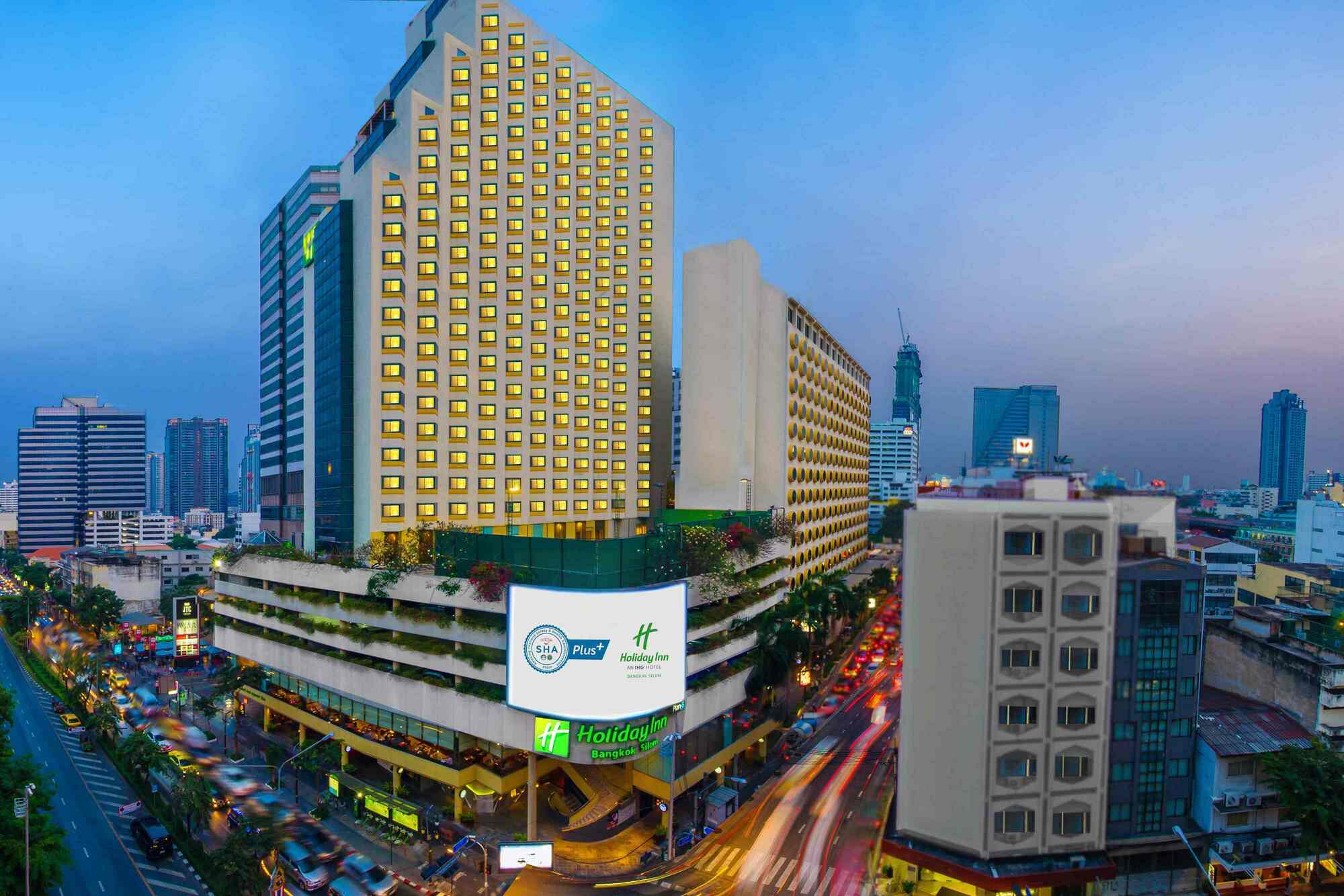 Holiday Inn Bangkok Silom