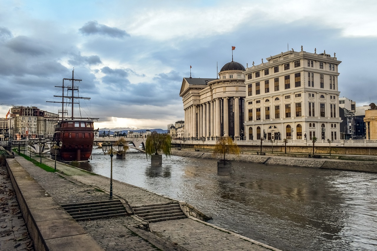 Macedonia del Nord e Bulgaria da Sofia