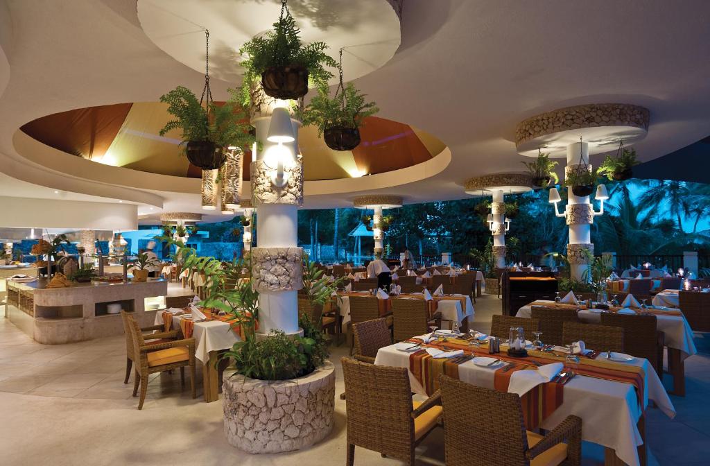 Leopard Beach Resort and Spa
