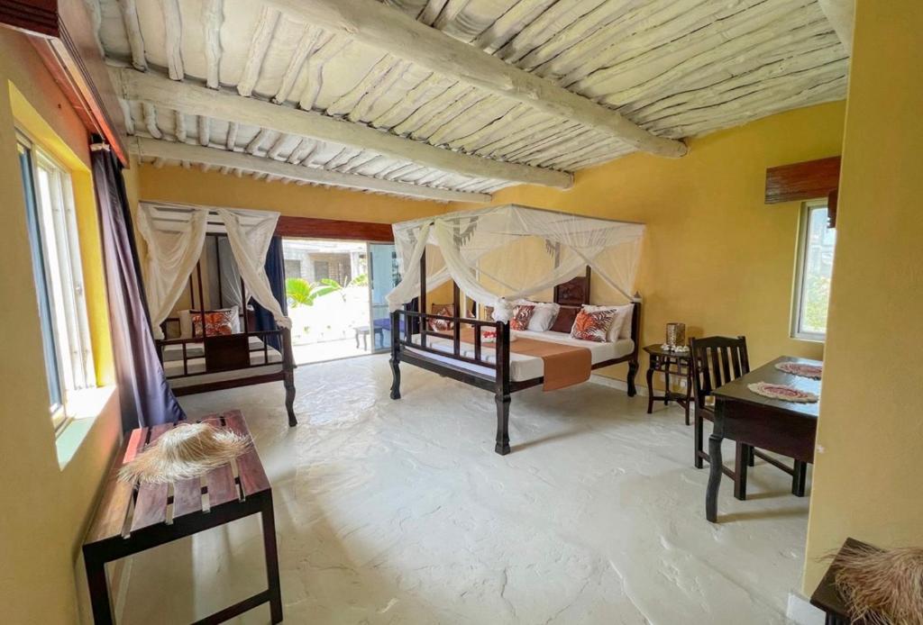 Barracuda Inn Resort