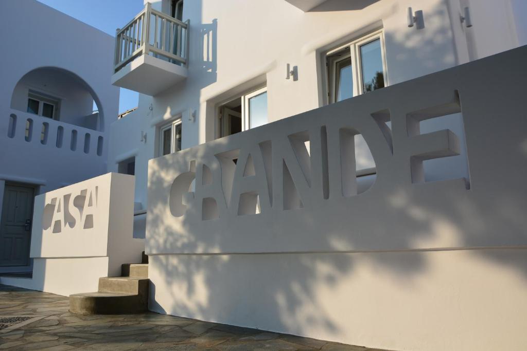 Casa Grande Hotel.