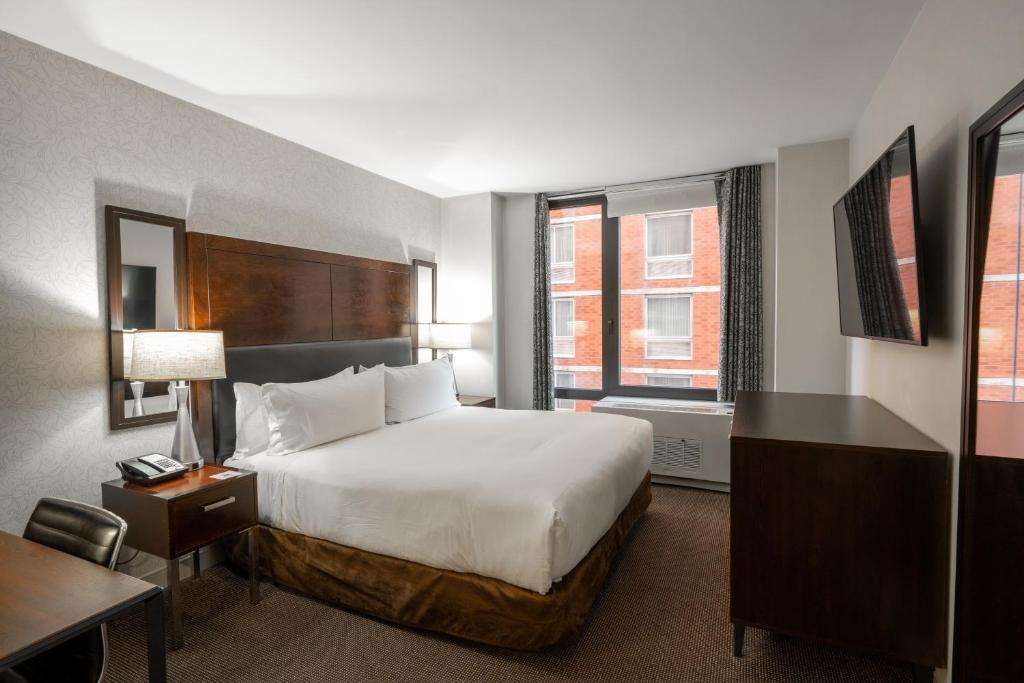 Distrikt Hotel New York City, Tapestry Collection by Hilton
