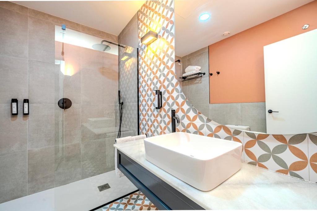 Itc Madrid By Soho Boutique
