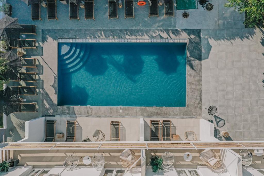 BOHOTEL Messonghi - Designer's Hotel